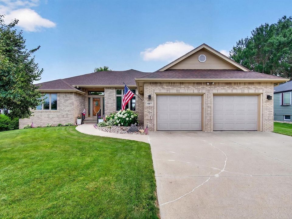 1st image of 4877 Bradford Ln