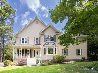 5500 Creek Crossing Dr, Midlothian, VA 23112