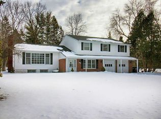 16828 Canterbury Dr, Minnetonka, MN 55345