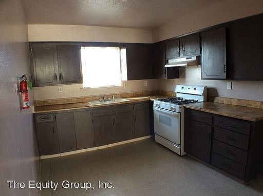 4th image of 319 NE 4th Ave
