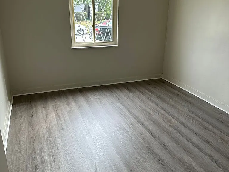 424 Rose Ave — Photo 7