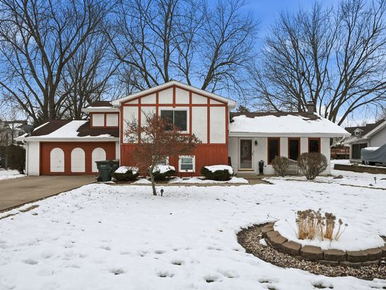 12732 S Elizabeth Dr, Plainfield, IL 60585