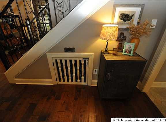 4th image of 1131 Merloun Dr