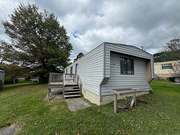 2nd image of 2834 Peppers Ferry Rd NW #2B-2Ba-975Sqft
