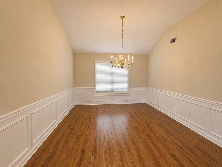 500 Liverpool Ct — Photo 18