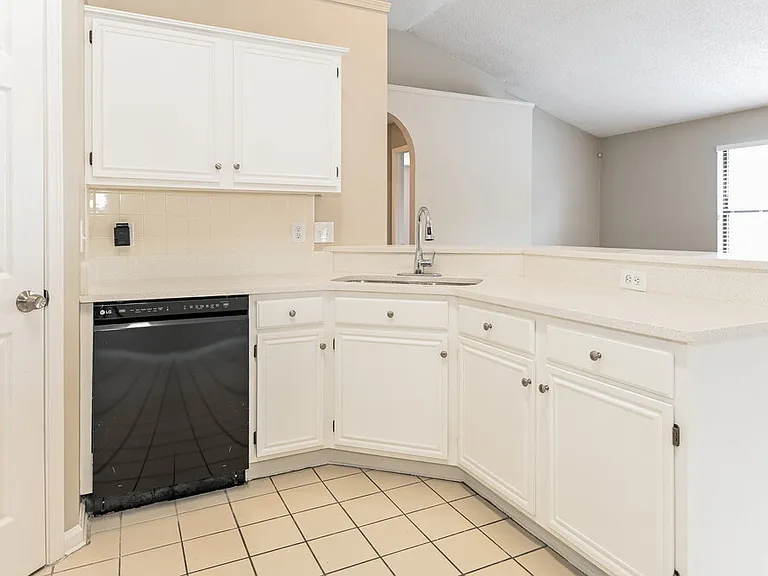 8840 Saint Lucia Ct — Photo 6