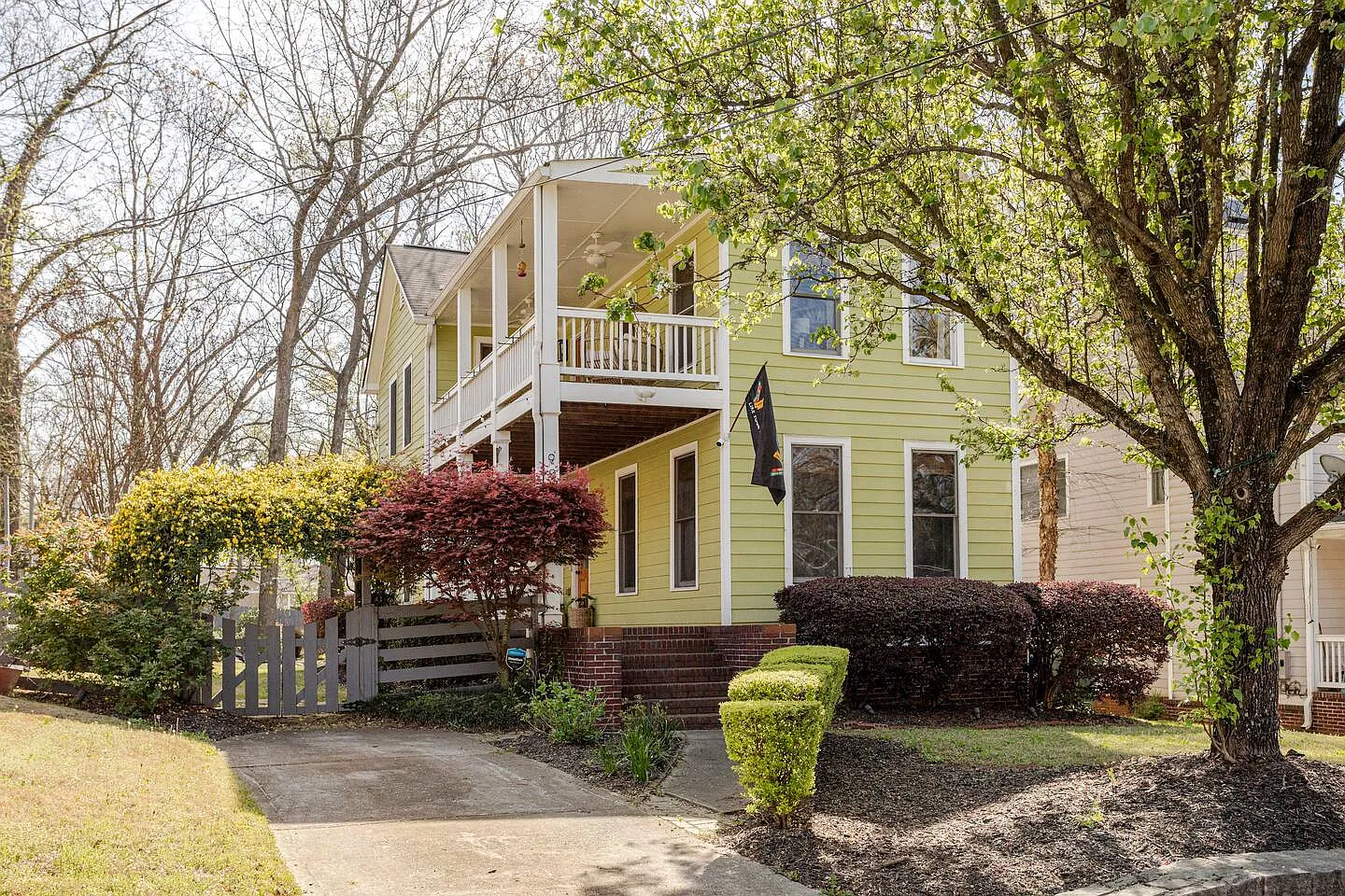 3 bed, 2000 sqft, $5,000 — Photo 3