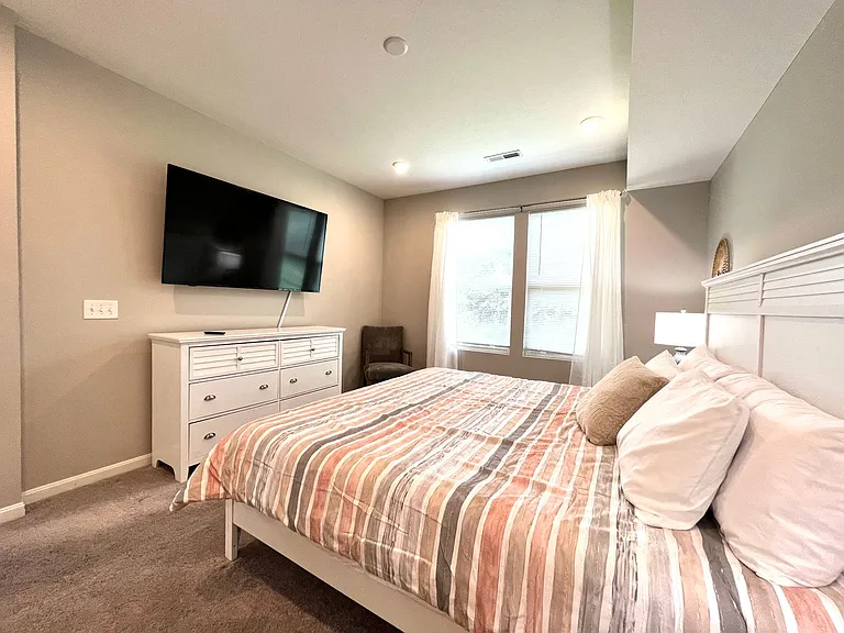 952 Southline Dr — Photo 11