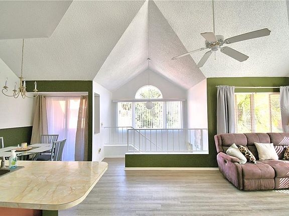 4th image of 8207 Waterview Way #8207