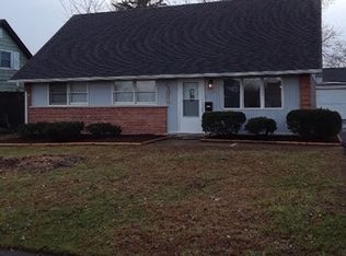 194 W Raye Dr, Chicago Heights, IL 60411