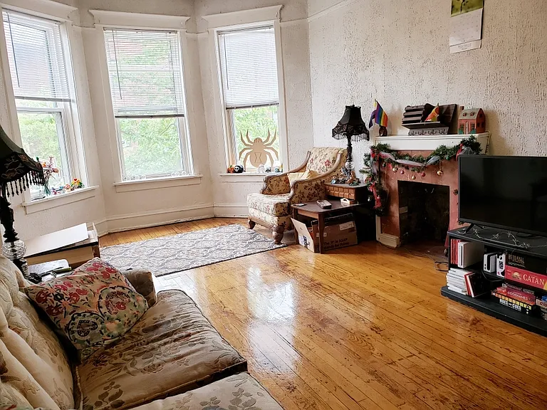 3516 N Broadway St #2 — Photo 2