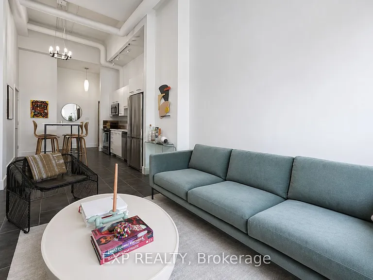 108 3rd Ave #209 — Photo 3