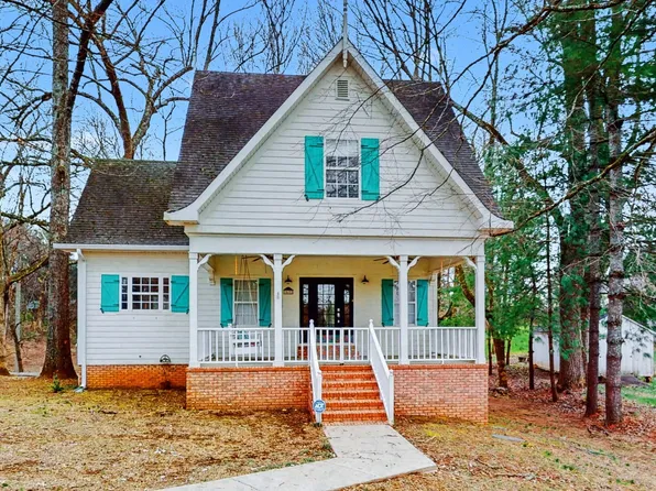 549 Ridgecrest Dr, McMinnville, TN 37110