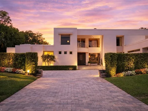 12933 Coco Plum LN, NAPLES, FL 34119