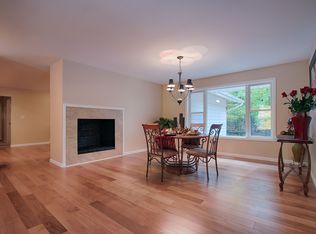 7399 Samuel Lord Dr, Chagrin Falls, OH 44023