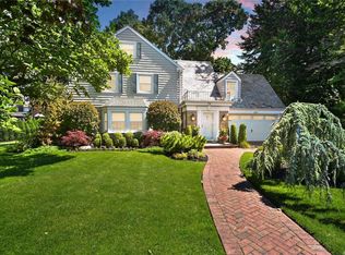 79 Fountain Ave, Rockville Centre, NY 11570