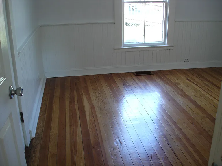 210 E Anderson Ave — Photo 7