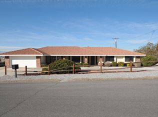 13722 Delaware Rd, Apple Valley, CA 92307
