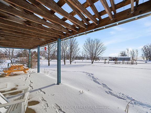 3rd image of 4427 County Road 8 Rd