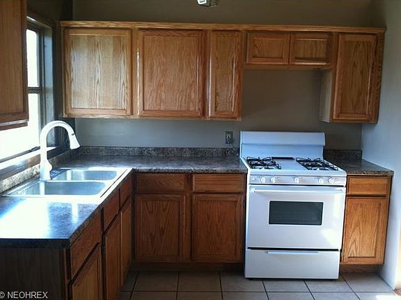 3rd image of 1871 Homewood Dr