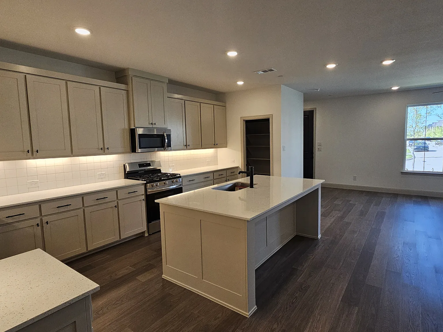2805 Chisos Red Rd — Photo 4