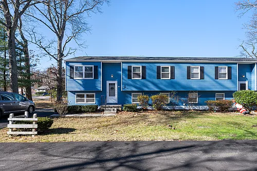 330 Benfield Rd Photo 1