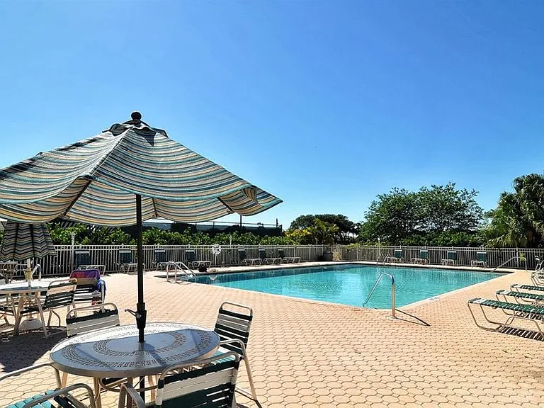 9630 Club South Cir #6201 — Photo 40