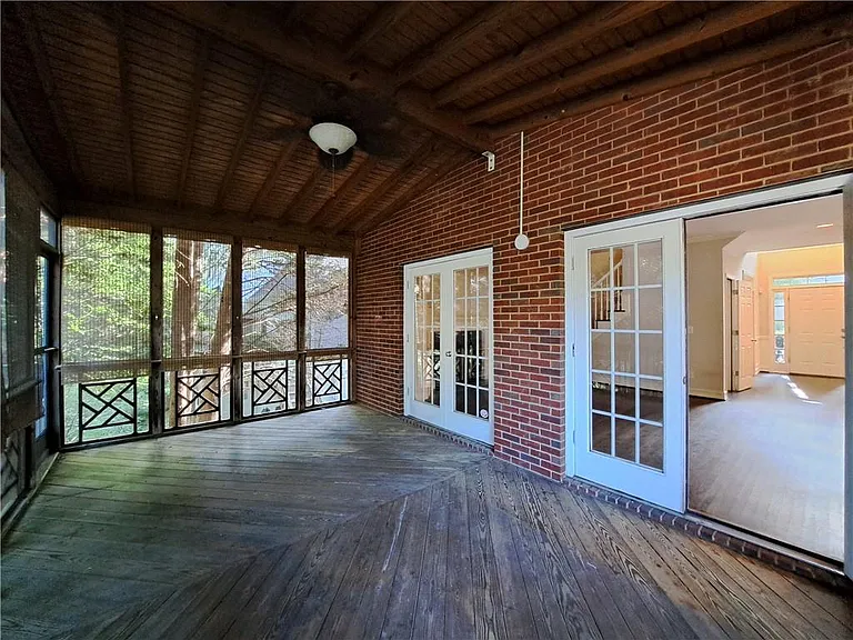 2242 Lenox Walk — Photo 24