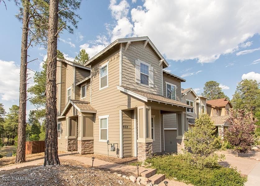 1st image of 952 E Sterling Ln