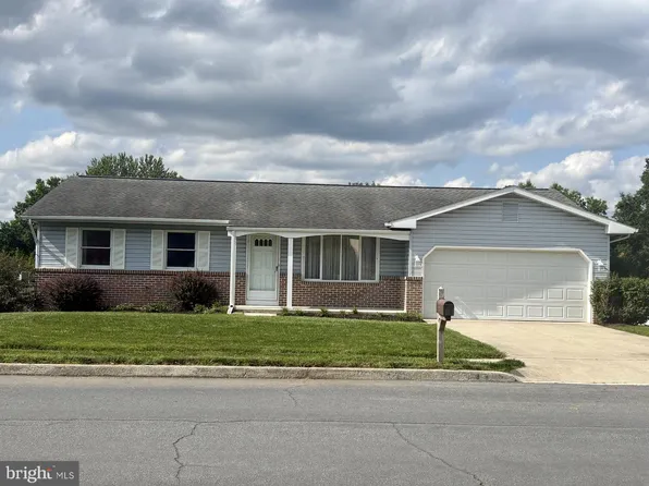 320 Regent Rd, Harrisburg, PA 17112