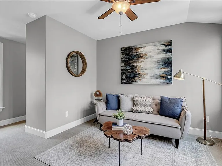 528 Bismark Rd NE — Photo 31