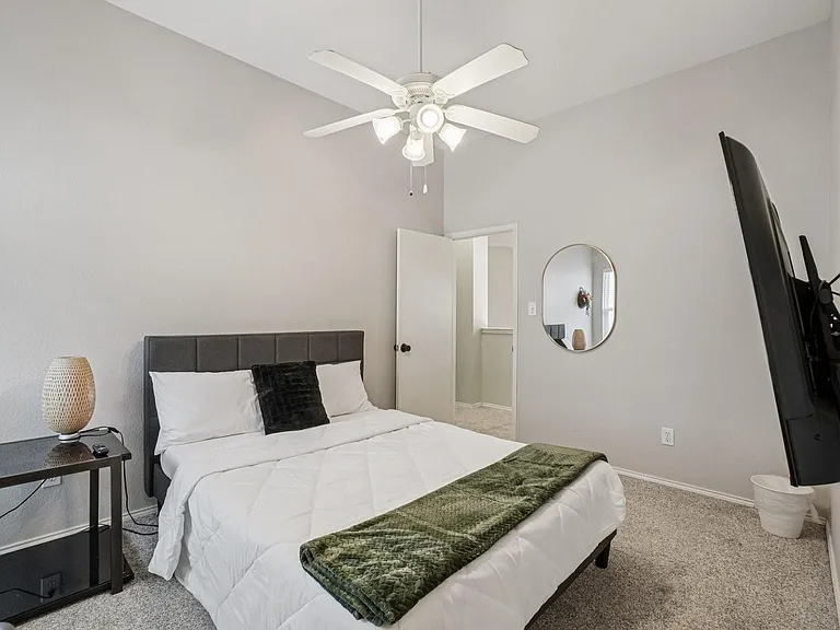 5825 Shetland Cir — Photo 19
