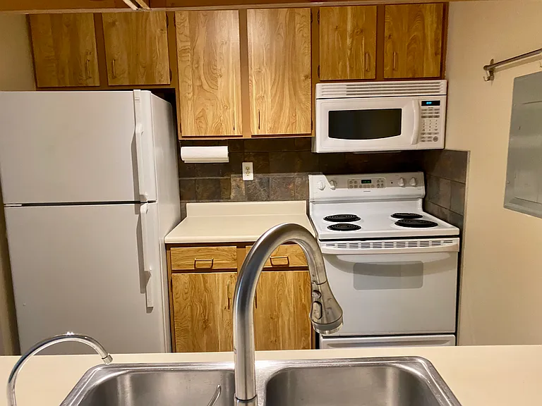 5333 Brody Dr — Photo 10