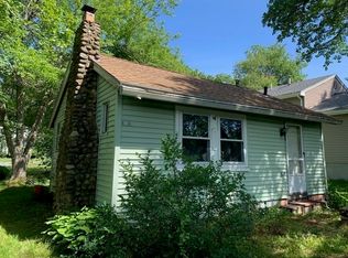 65 E Shore Rd, Holbrook, MA 02343
