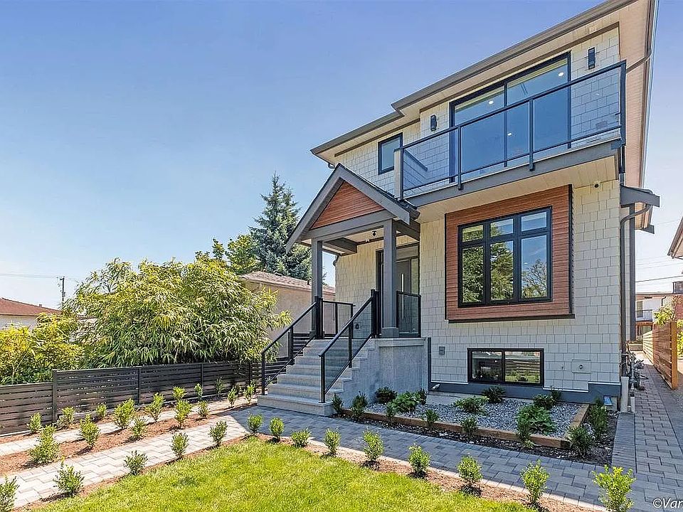 1st image of 2836 E 16th Ave #1