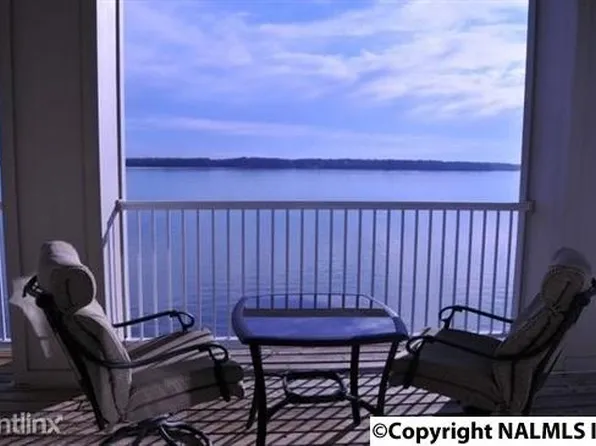 6122 Bay Village Dr APT 103, Athens, AL 35611