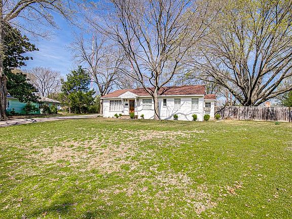 5th image of 1125 Briarwood Cir