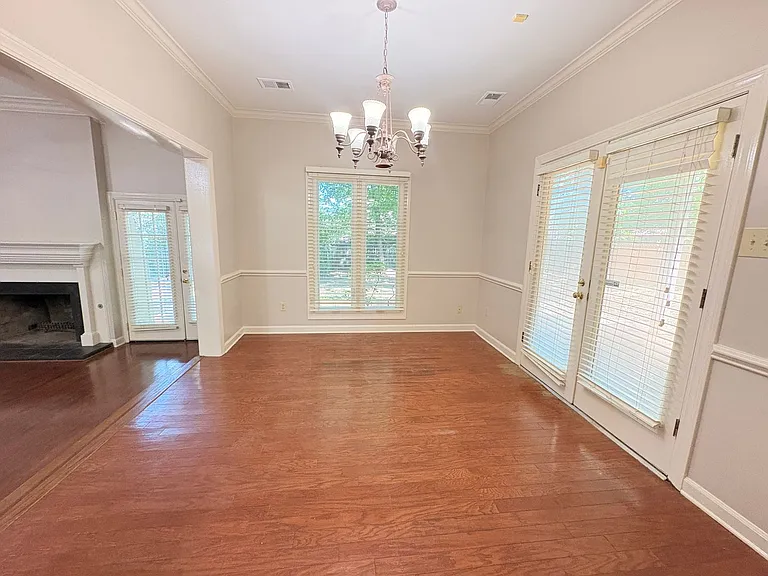 1703 Bryn Mawr Cv — Photo 10