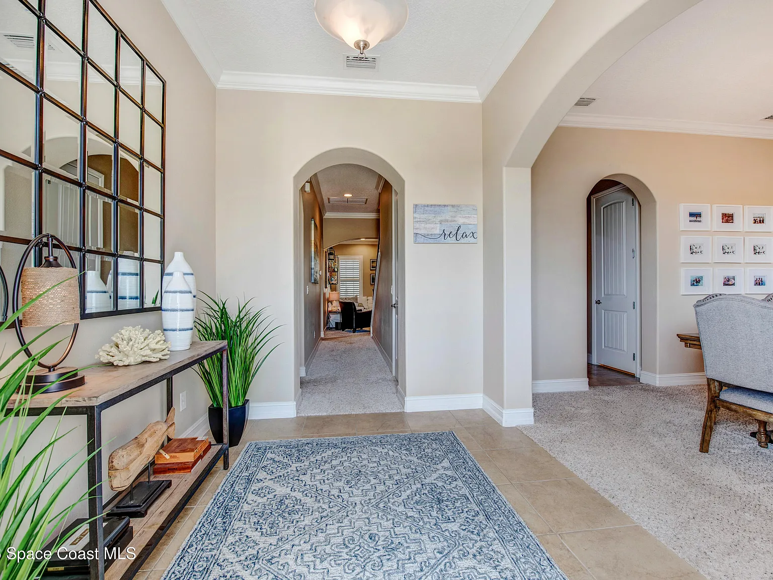 4 bed, 4.0 bath, 3082 sqft, $3,500 — Photo 2