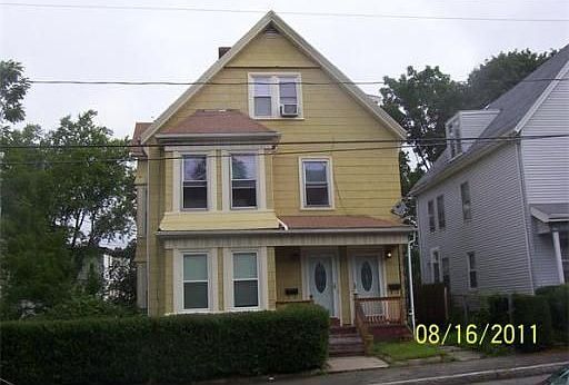 2nd image of 105 Winthrop St