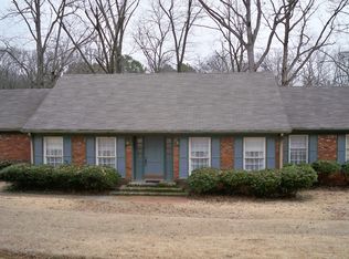 214 Summitt Dr, Forrest City, AR 72335