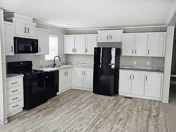 2nd image of 5776 Platte River Rd #52