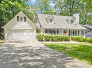 5884 Four Winds Dr SW, Lilburn, GA 30047