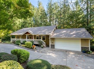 251 E Westlake Dr S, Allyn, WA 98524