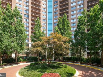 10101 Grosvenor Pl APT 1704, Rockville, MD, 20852