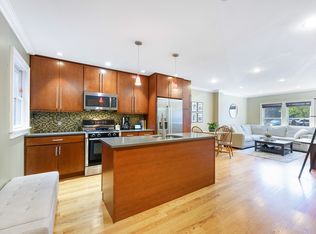 208-210 W 7th St #1, Boston, MA 02127