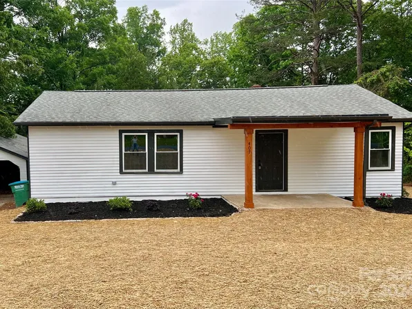 407 Dover Dr, Bessemer City, NC 28016