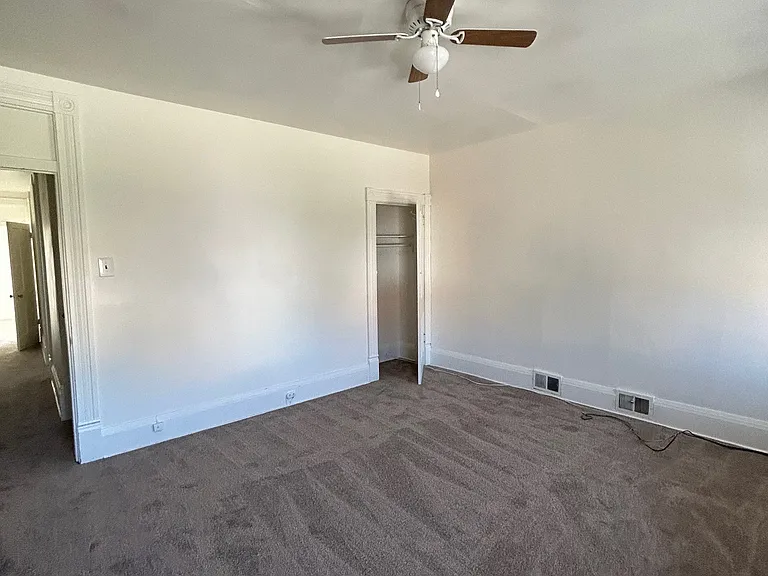 208 W Elizabeth St — Photo 13