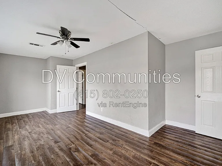 3315 Bond St — Photo 38