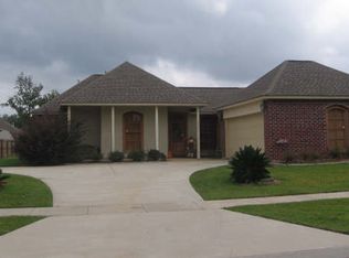 6312 Sandy Creek Ln, Zachary, LA 70791